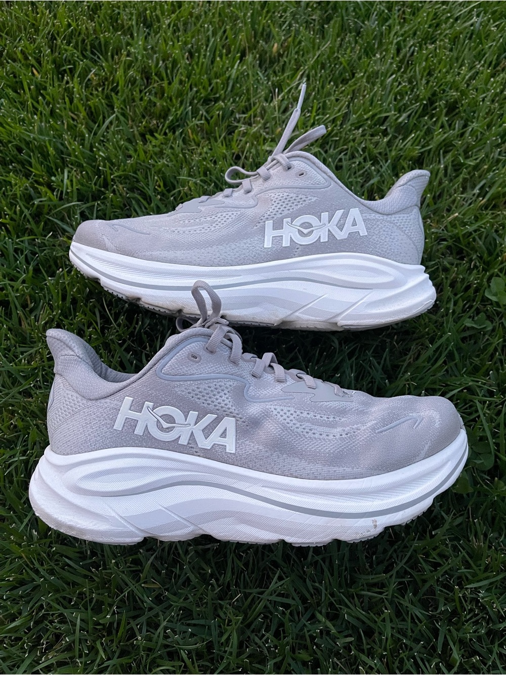 HOKA Clifton 10 Men’s Extra Wide Stellar Grey Running Walking Shoes Size 9 4E
